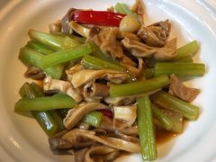 -春发生饭店·非遗(南院门店)