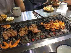 -马路牙子地桌烤肉(工体店)