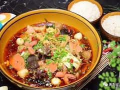 -成都你六姐·牛肉冒菜(城市集市合生汇店)