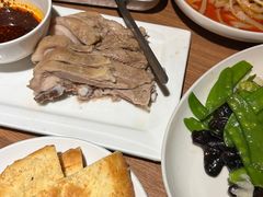 -贯贯吉·清真餐厅(浙江中路店)