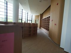 -广州市白云区图书馆