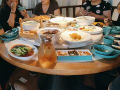 -荷塘秋月·本帮江浙菜(国权路店)