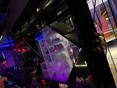 -UP嘻哈酒吧(粉巢店)