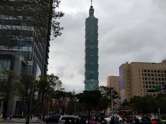 -诚品(信义店)