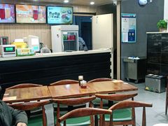 大堂-李先生牛肉面大王(站北广场店)