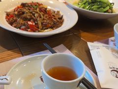 -黄泥岗·地道湖北菜(奥特莱斯店)