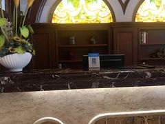 -山明水秀大饭店