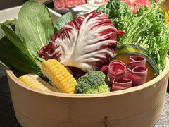 -三出山火锅(万象天地店)