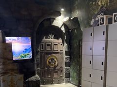 -暴风岛沉浸式体验馆(百联世纪店)