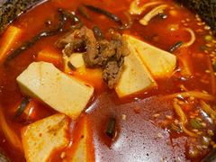 辣牛肉汤-黑牛の店·和牛烧肉(合生汇店)
