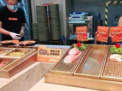-山焱·炭火自助烤肉(周浦万达店)