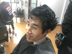 -KIMI HAIR SALON·烫染设计店