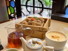 双皮奶-悦满楼·西关名点·湛江名菜(航空综合大厦店)