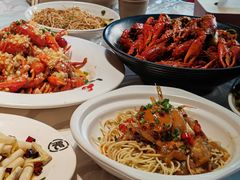 -肥肥虾庄·金牌油焖大虾(首义路店)