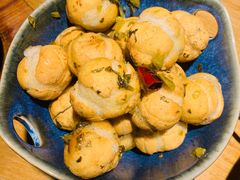 酸酸小甜心-胡马八破·川菜小馆(高新万达店)