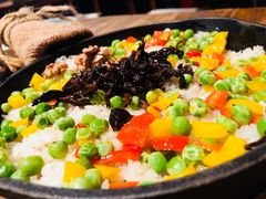 牛肝菌洋芋炒饭-云海肴·汽锅鸡·云南菜(领展购物广场·中关村店)