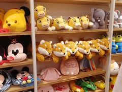 -名创优品(中原万达2F店)