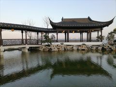 -上海滴水湖皇冠假日酒店