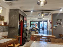 大堂-十面欢腾·海鲜面·台式Bistro(长乐路店)