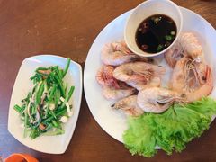 -大树下海鲜饭店