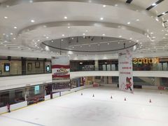 -陈露国际冰上中心(天津嘉里汇店)