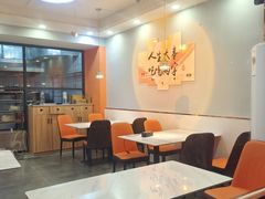 -王小川新派川菜 烧烤串吧(仁济路店)