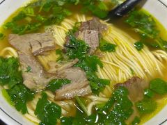 -杨记清芳牛肉拉面(京广路店)