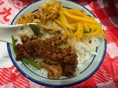 -荆九爷爆炒桥头三嫩(云南北路店)