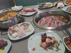 -金滏山烤肉·海鲜·火锅自助餐厅(襄阳万达店)