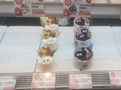 -花花卷卷·鲜食蛋糕(静安久光百货店)