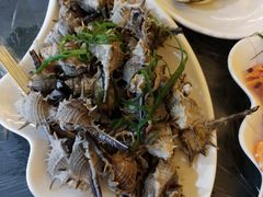 -覃记海鲜美食餐厅