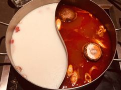 番茄牛膝骨猪肚鸡锅底-捞王锅物料理(上海世茂广场店)