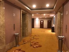 -宜昌均瑶国际酒店(宜昌CBD购物中心夷陵广场店)