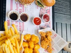 -The Habit Burger Grill 哈比特汉堡(爱琴海店)