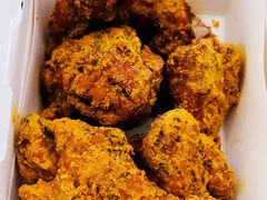 -BHC炸鸡(明洞总店)