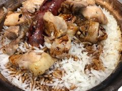 腊肠滑鸡煲仔饭-兴记菜馆