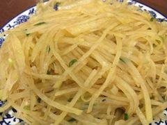 醋溜土豆丝-娄三少·老北京春饼烤鸭家常菜(方庄店)