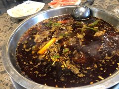 -肖肖酸萝卜鱼火锅(总店)