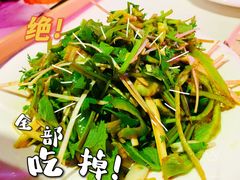 -土灶台东北大块肉烧烤(风景城邦店)