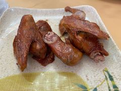 红烧乳鸽-吉莲利苑海鲜酒家(珠海拱北28年老字号店)