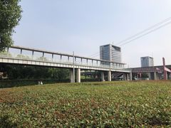 天桥商场入口处-新田360广场(上海华侨城店)