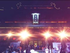 -绳金塔