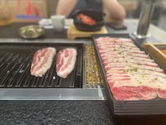 上选牛五花-韩满园· 甄选韩式烤肉