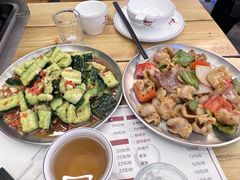 凉拌青瓜-后街佬·炭火鲜鱼杂(南城店)
