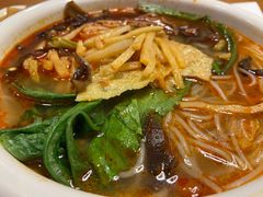 -水平有限螺蛳粉(宏达大厦店)