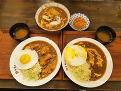 口蘑鸡块咖喱饭-金龙咖喱