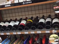 -全家便利店(襄阳南路店)