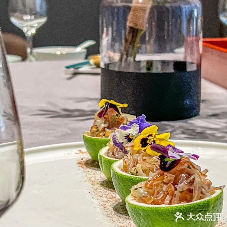 “只要jiao”嘦大肚皮｜吃这家店还能学会个生僻字