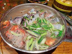 -亮欢寨酸汤鱼(沙冲路店)