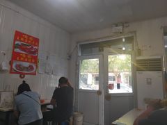 -咱家王新国把子肉(县东巷店)